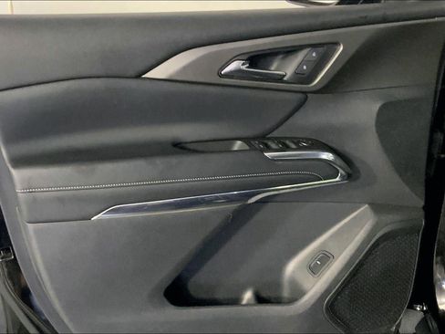 Used 2024 Chevrolet Traverse LT AWD/4WD image 24