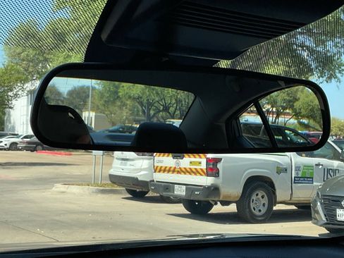 Used 2025 Nissan Altima 2.5 SV image 26