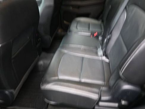 Used 2017 Ford Explorer Limited AWD/4WD image 22