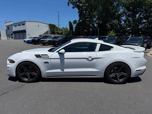 Used 2021 Ford Mustang GT w/ Equipment Group 301A RWD image 2