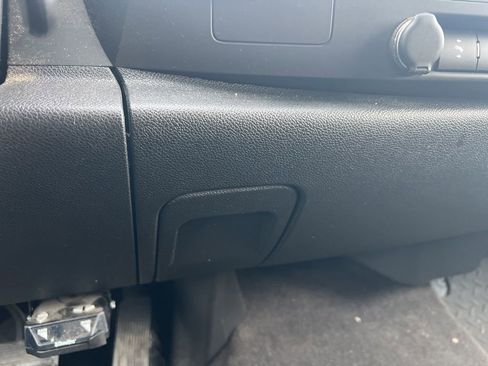 Used 2011 Chevrolet Silverado 1500 LT w/ All-Star Edition image 27