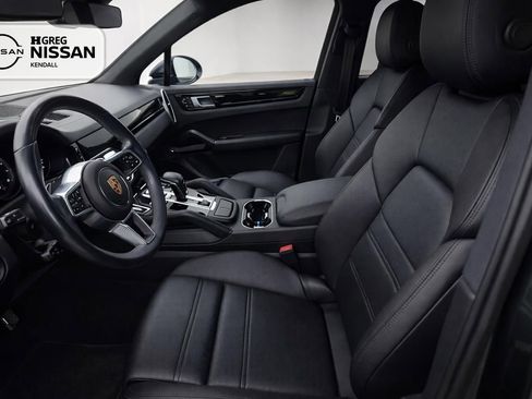 Used 2019 Porsche Cayenne AWD/4WD image 7