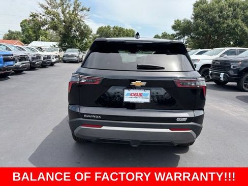 Used 2026 Chevrolet Equinox LT w/ Safety and Technology Package FWD image 5