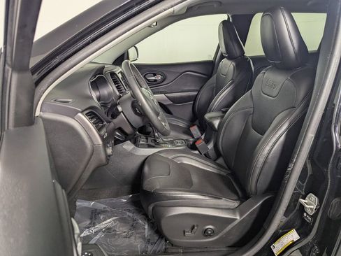 Used 2021 Jeep Cherokee Latitude Lux w/ Comfort/Convenience Group image 14