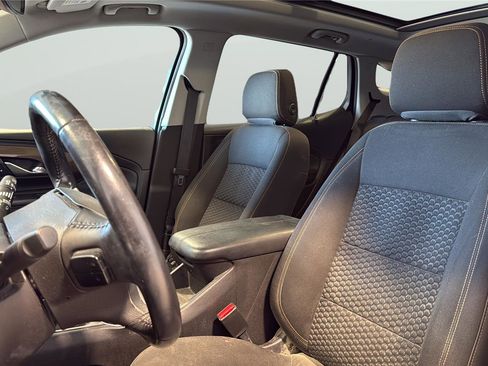 Used 2019 GMC Terrain SLE w/ Driver Convenience Package AWD/4WD image 12