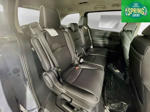 New 2026 Honda Odyssey Touring image 29