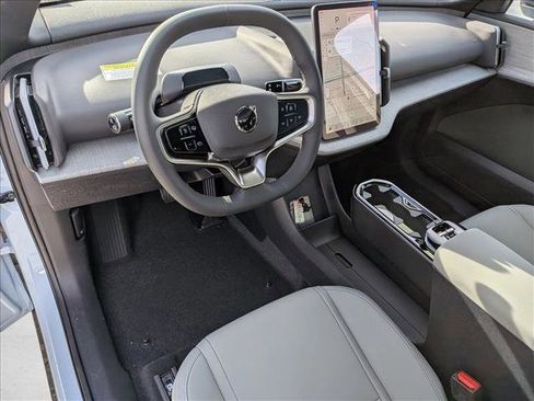 New 2026 Volvo EX30 Plus image 3