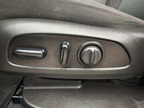 Used 2020 GMC Acadia SLE w/ Driver Convenience Package image 20