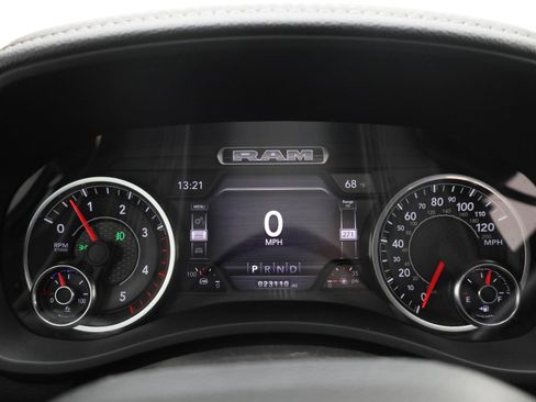 Used 2020 RAM 3500 Laramie AWD/4WD image 9