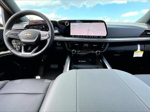 New 2026 Chevrolet Tahoe Premier w/ Sun And Tow Package AWD/4WD image 11