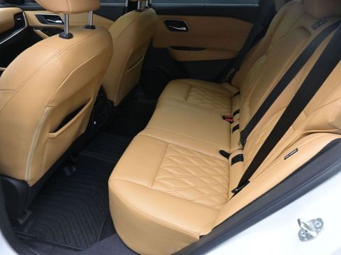 Used 2021 Nissan Rogue Platinum image 23