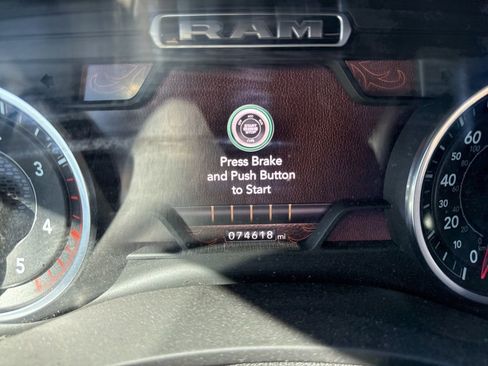 Used 2021 RAM 2500 Laramie AWD/4WD image 10