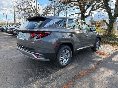 New 2026 Hyundai Tucson SE image 7