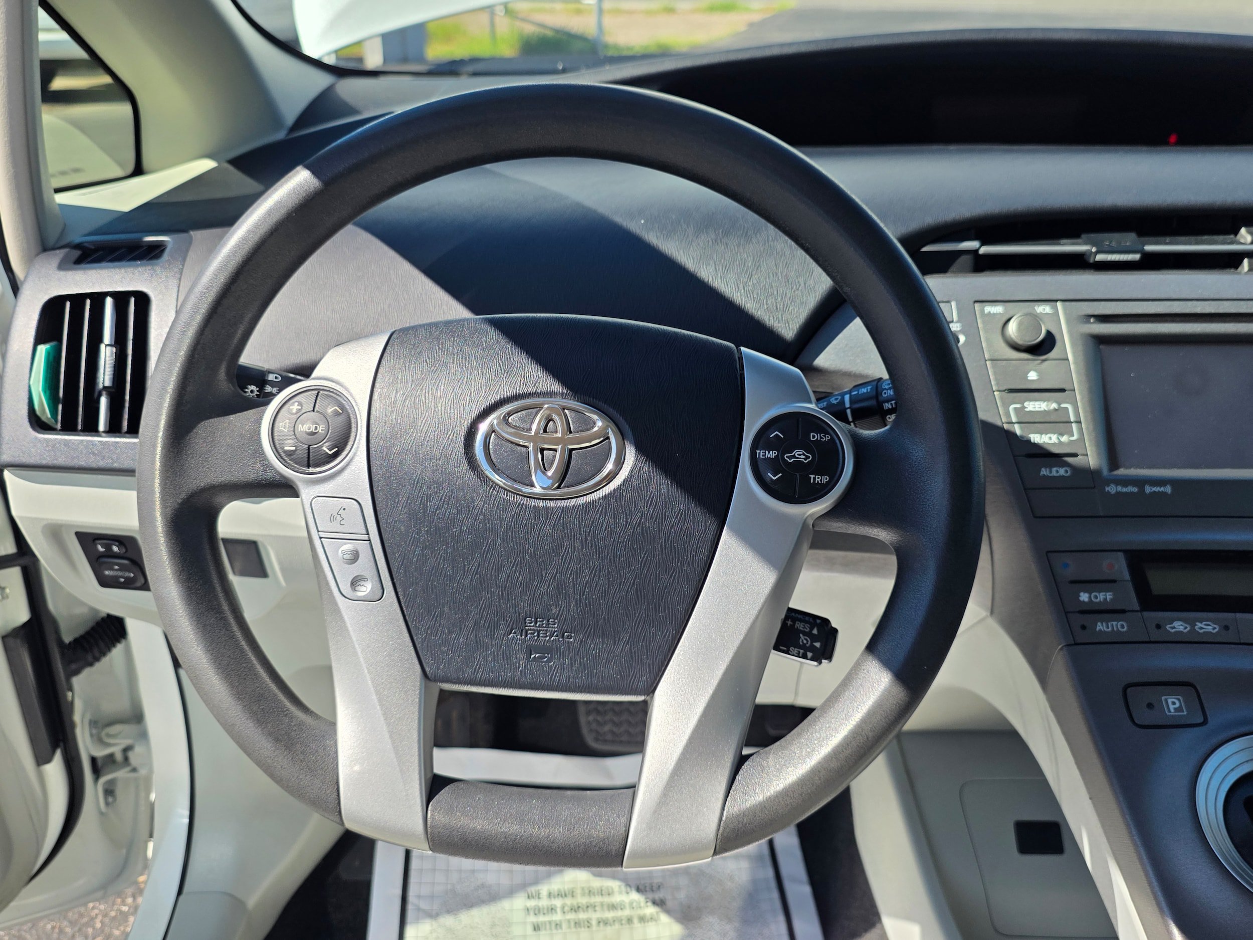 Used 2014 Toyota Prius Three w/ Preferred Accessory Package FWD image 14