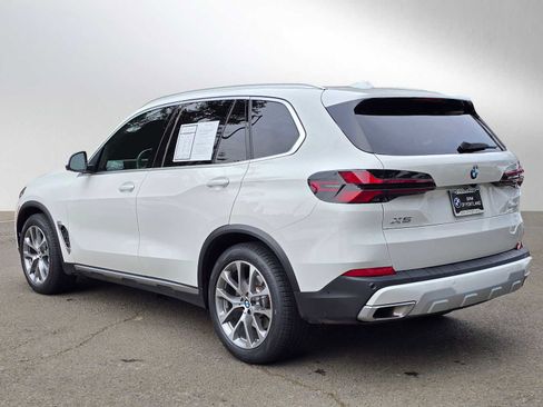 Used 2024 BMW X5 xDrive40i w/ Parking Assistance Package image 5