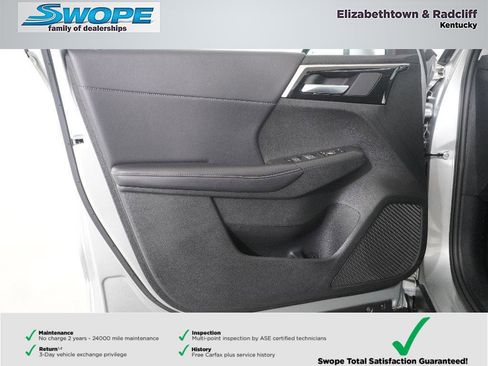 New 2025 Mitsubishi Outlander SE image 14