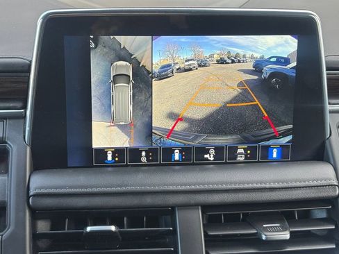 Used 2023 Chevrolet Tahoe Z71 w/ Luxury Package image 18