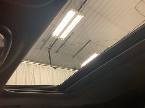 Used 2015 Jeep Grand Cherokee Altitude image 22