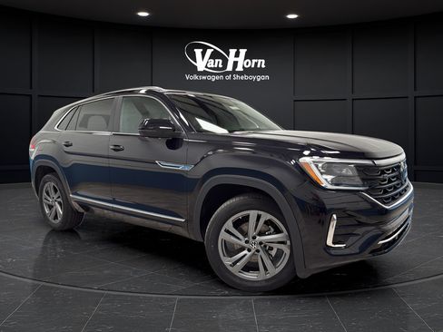 Used 2024 Volkswagen Atlas Cross Sport SEL R-Line AWD/4WD image 1