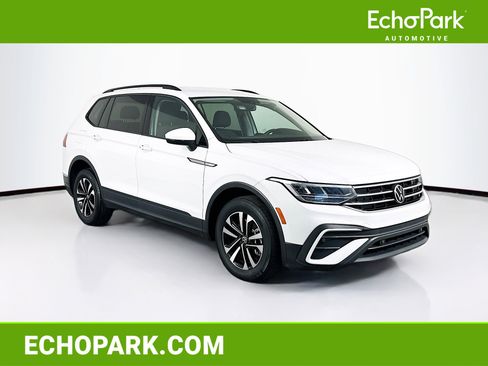 Used 2023 Volkswagen Tiguan S image 1