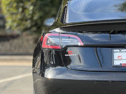 Used 2020 Tesla Model 3 Performance image 15