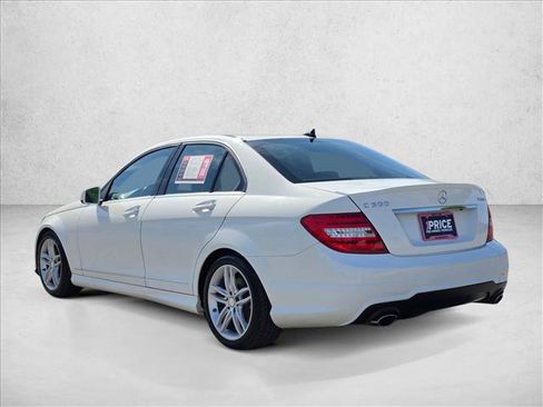 Used 2013 Mercedes-Benz C 300 4MATIC Sedan image 3