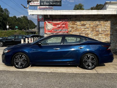 Used 2020 Nissan Maxima 3.5 SV w/ Floor Mat Group FWD image 3