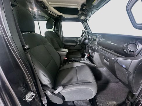 Used 2022 Jeep Wrangler Unlimited Sport AWD/4WD image 31
