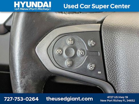 Used 2018 Chevrolet Suburban Premier RWD image 35