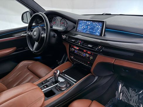 Used 2017 BMW X5 M image 27