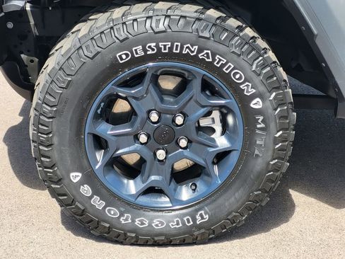 Used 2023 Jeep Wrangler Unlimited w/ Cold Weather Group AWD/4WD image 11