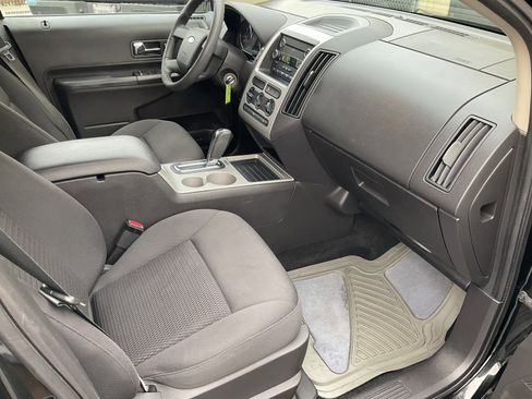 Used 2010 Ford Edge SE image 22