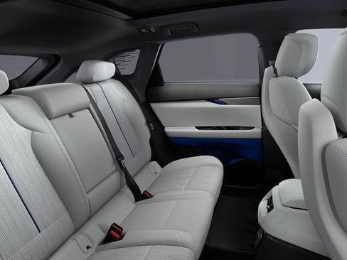 New 2025 Cadillac Optiq Luxury 2 image 12