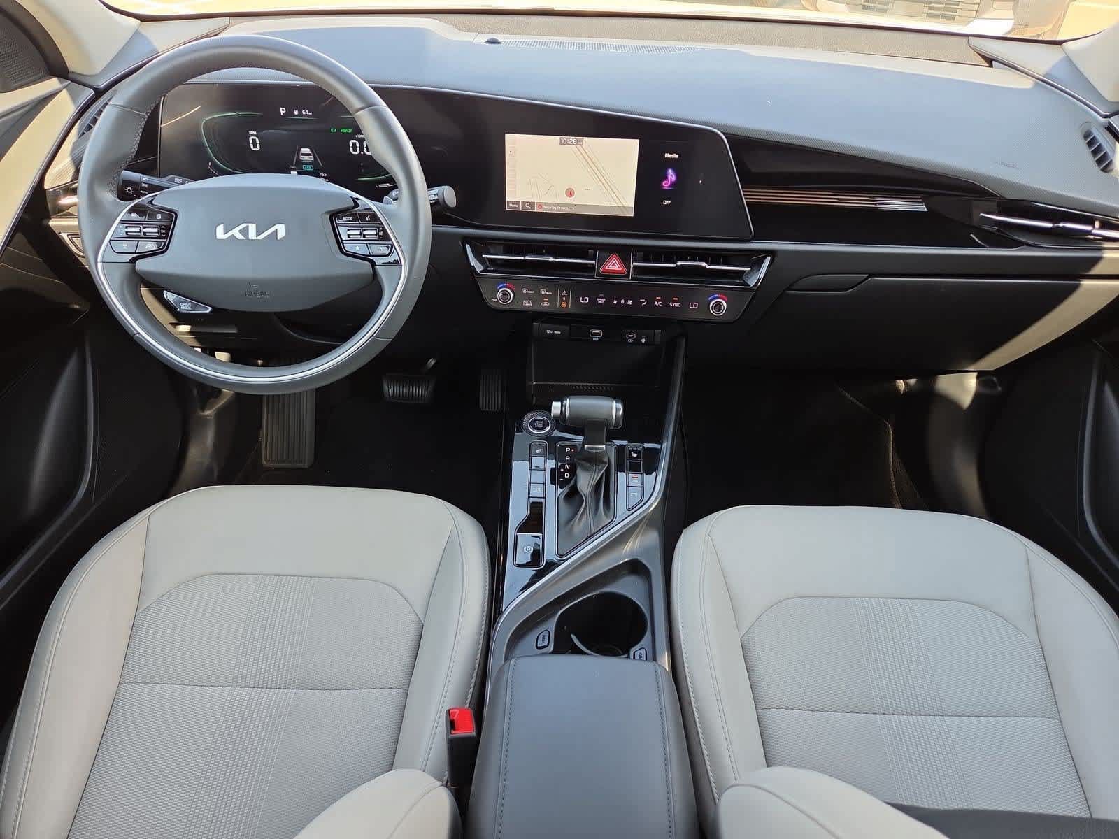 Certified 2023 Kia Niro EX FWD image 14