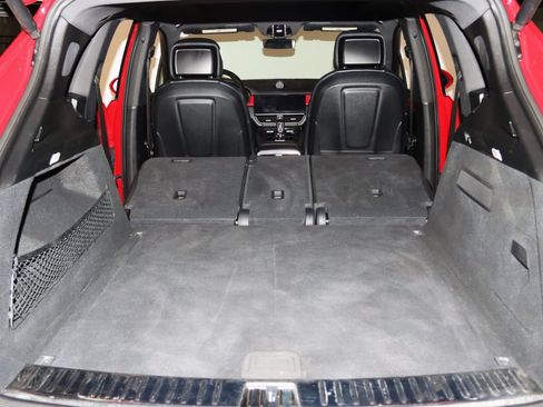 Used 2022 Porsche Cayenne Platinum Edition AWD/4WD image 80