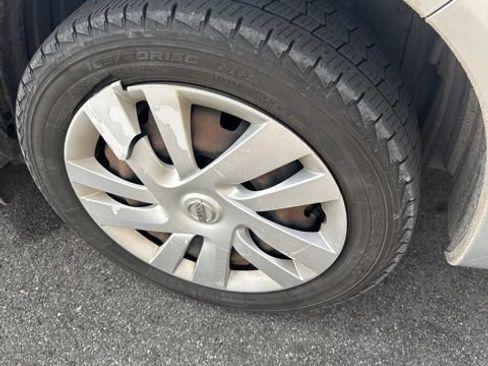 Used 2018 Nissan NV200 SV w/ Navigation Package FWD image 4