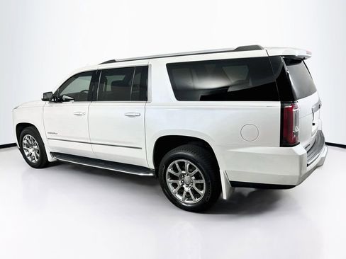 Used 2016 GMC Yukon XL Denali RWD image 5