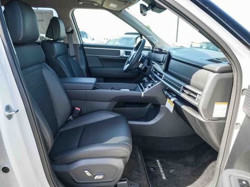 New 2026 Hyundai Santa Fe Limited FWD image 20