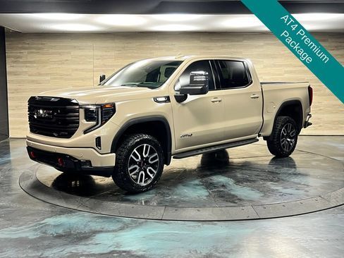 Used 2023 GMC Sierra 1500 AT4 w/ AT4 Premium Package AWD/4WD image 5