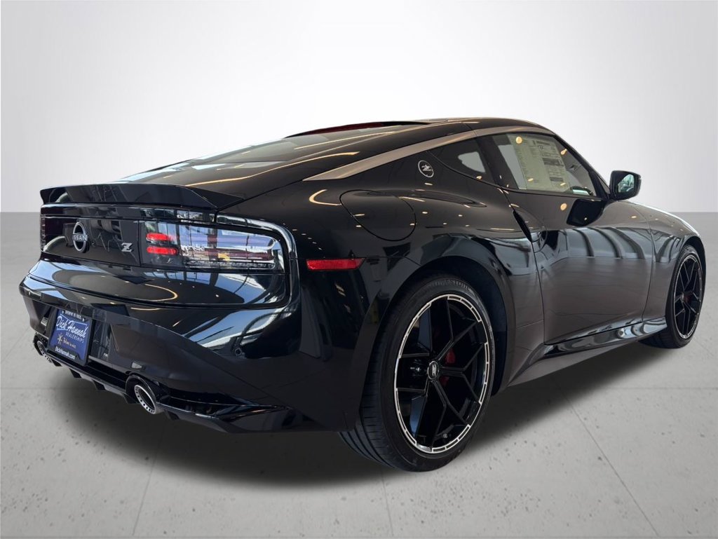 New 2027 Nissan Z Performance RWD image 7
