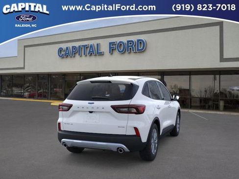 New 2026 Ford Escape Active image 7