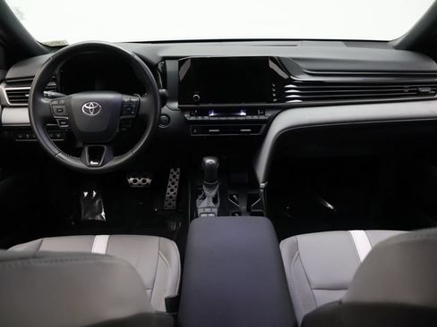 Certified 2025 Toyota Camry SE w/ Convenience Package FWD image 24