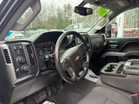 Used 2018 Chevrolet Silverado 2500 LT w/ LT Convenience Package image 21