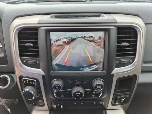 Used 2015 RAM 1500 Lone Star AWD/4WD image 30