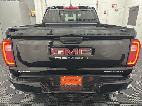 Used 2024 GMC Canyon Denali AWD/4WD image 8