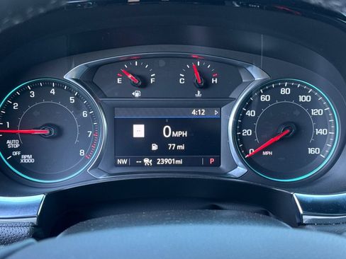 Used 2023 Chevrolet Traverse RS AWD/4WD image 39