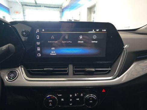 New 2026 Chevrolet Trax LT image 16