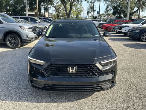 Used 2024 Honda Accord EX-L image 3