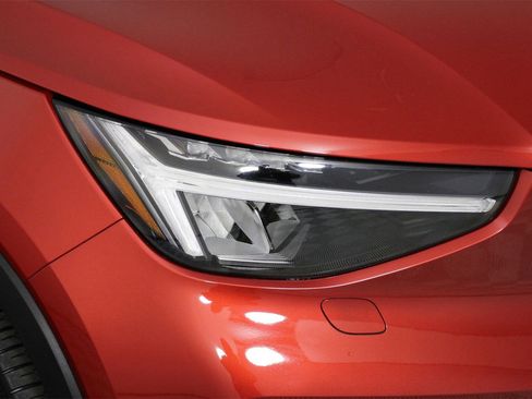 Certified 2023 Volvo C40 P8 Recharge Plus w/ Climate Package image 24