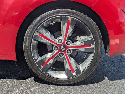 Used 2017 Hyundai Veloster Value Edition FWD image 33